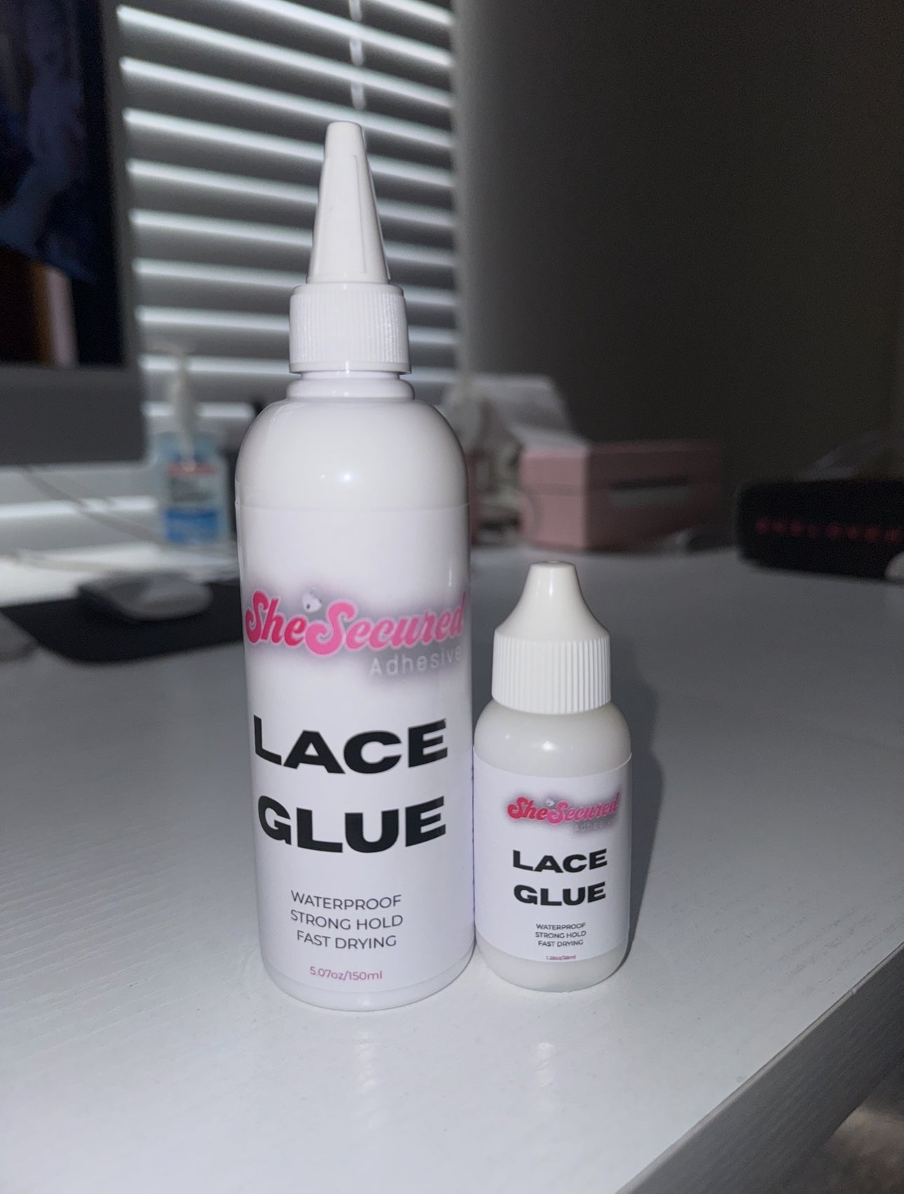 Lace Glue - ON HAND